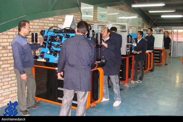 تربیت نیروی انسانی کارآمد برای کاهش بیکاری