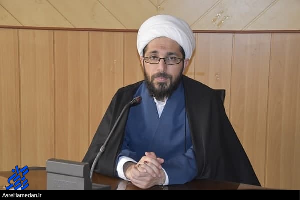 از اجرای برنامه های قرآنی در فضای مجازی تا پخش قرآن توسط تاکسیداران/ حضور چهره به چهره کارگروه تبلیغی نوین در کنار کشاورزان و چوپانان