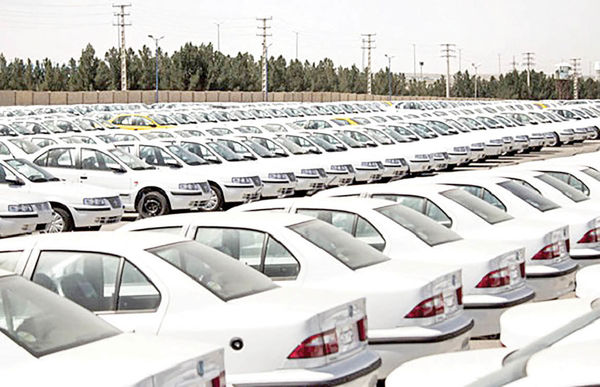 کاهش قیمت در بازار خودرو ادامه دارد
