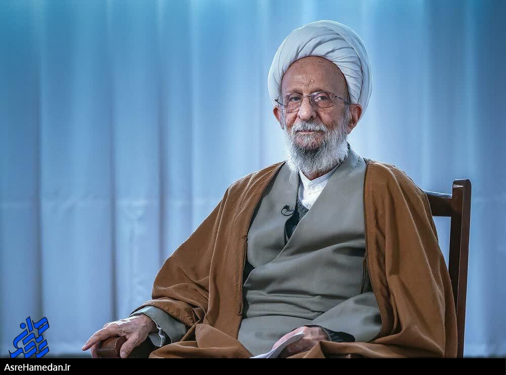 جریان انحرافی با روشنگری مصباح انقلاب زمین خورد/پا برجایی مبانی انقلابی به پشتوانه عقبه سازی فکری مصباح یزدی
