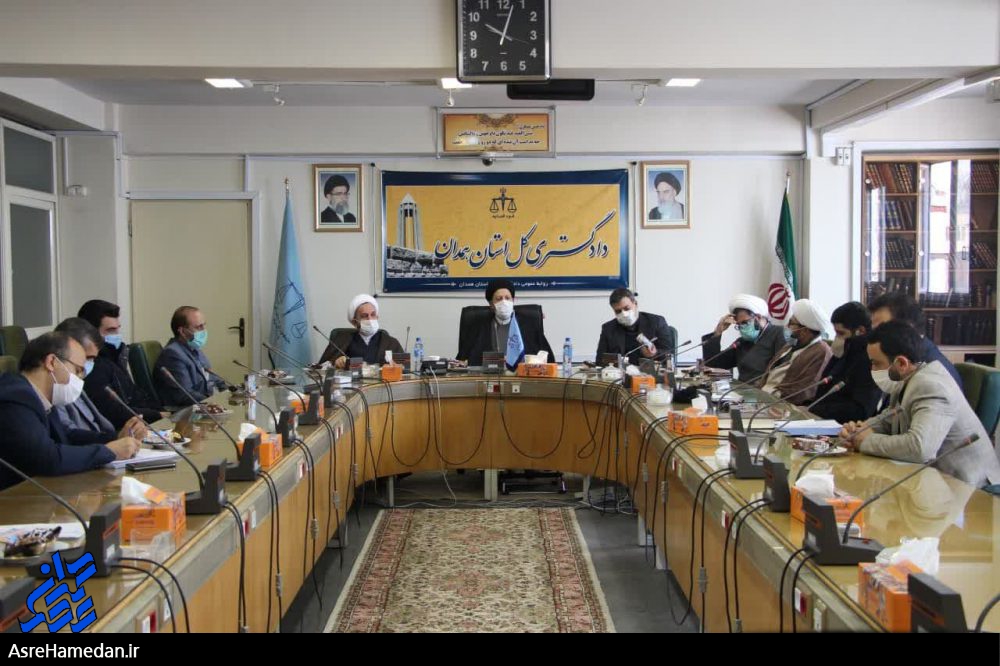 فعالیت های فرهنگی ترویجی اقامه نماز با توجه به‌ شیوع کرونا در فضای مجازی دنبال شود