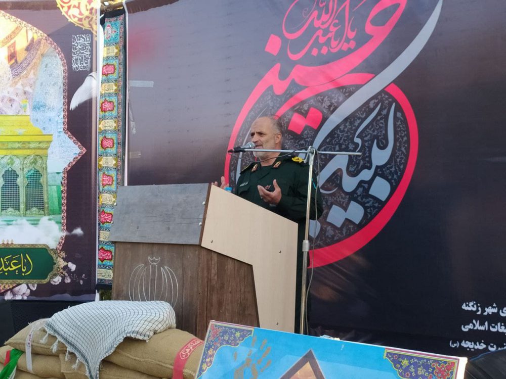 بصیرت در دفاع مقدس متولد شد