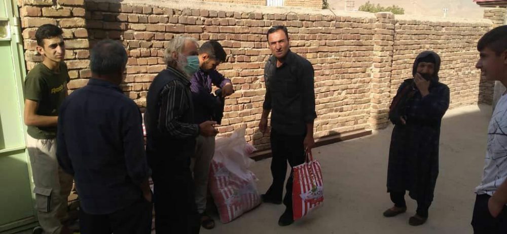 توزیع برنج در راستای تنظیم بازار شهر آجین و روستاهای بخش پیرسلمان