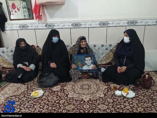 دلجویی بسیجیان اسدآبادی از مادران شهدا+ تصاویر