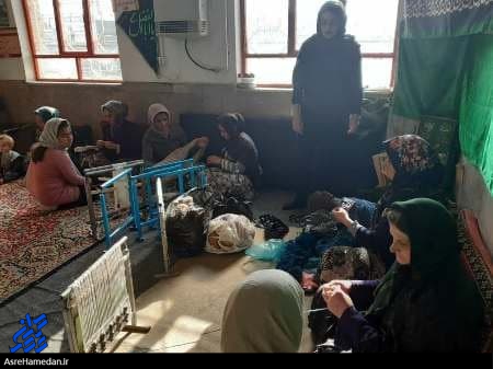 مشکل گشایی در روستای پل شکسته اسدآباد از آموزش تا پرداخت وام با همت بلند بانوی بسیجی