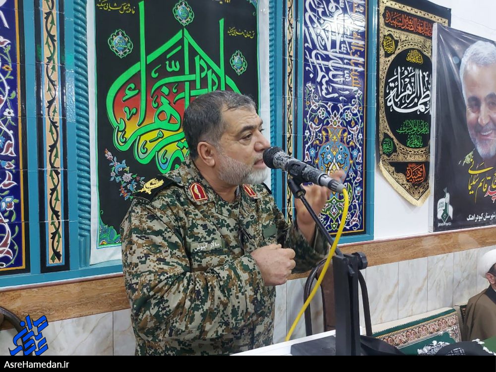 تردید و بی بصیرتی خواص حقایق روشن را تاریک خواهد کرد