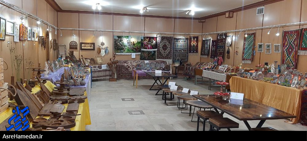 افتتاح نمایشگاه صنایع دستی و فرش دستباف نهاوند/ تولید کنندگان نیازمند حمایت، بازار فروش و تسهیلات