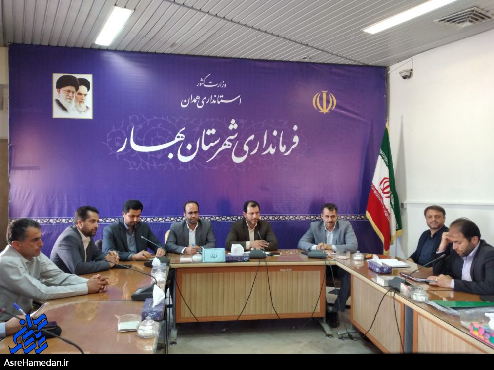 هدف دهیاران و شهرداران، عمران، توسعه و رضایتمندی مردم باشد
