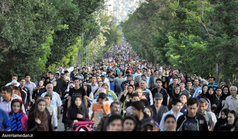 همایش بزرگ پیاده روی خانوادگی در همدان برگزار می شود/اجرای همایش بسیجیان رهروان شهید سلیمانی