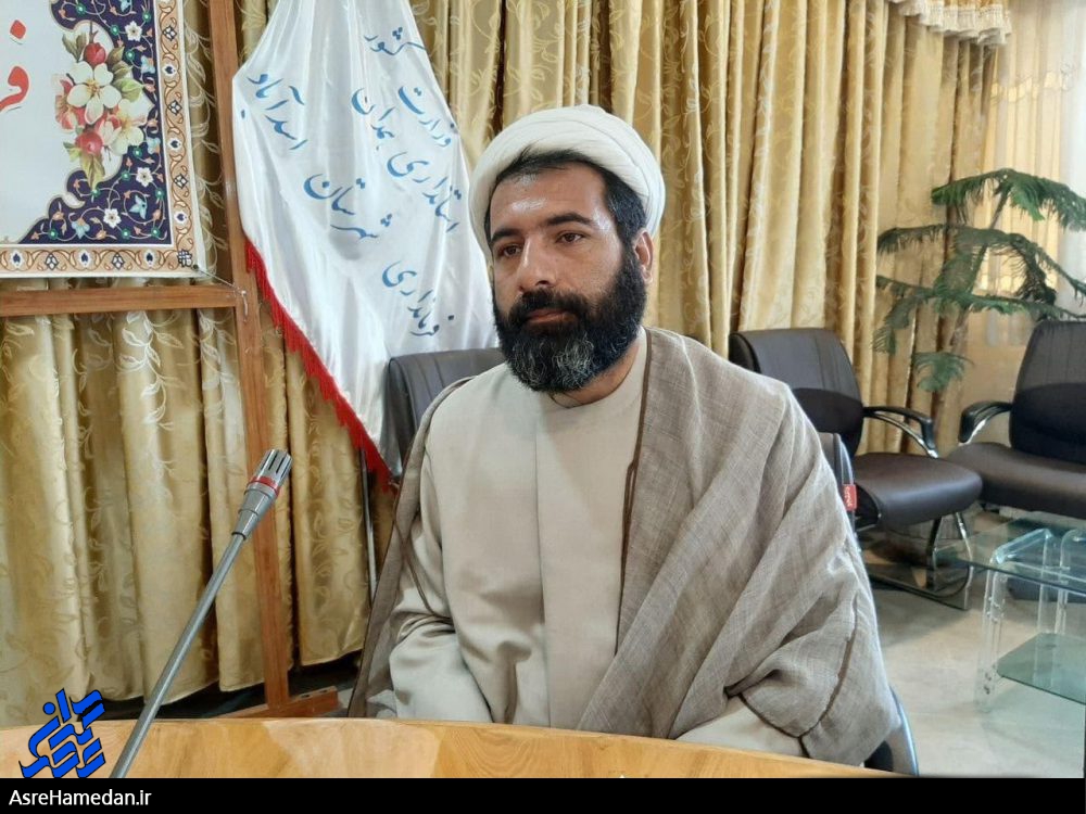 لزوم توانمندسازی منتظران واقعی برای حرکت قدرتمند اجتماعی/احیاء شب نیمه شعبان با برپایی جشن و سرور در اسدآباد