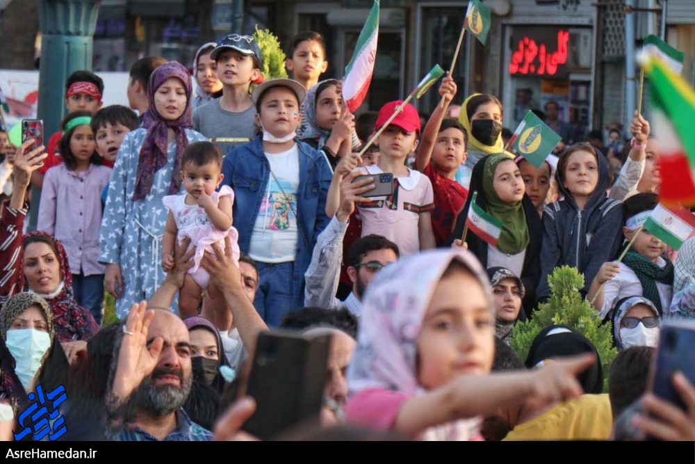 لزوم حضور دانش آموزان امروزی همچون جوانان دهه ۵۰ در صحنه است