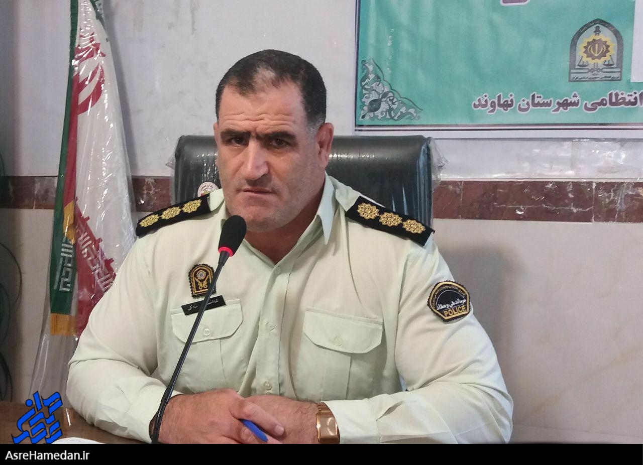 کشف آرد قاچاق و گندم احتکار شده در نهاوند