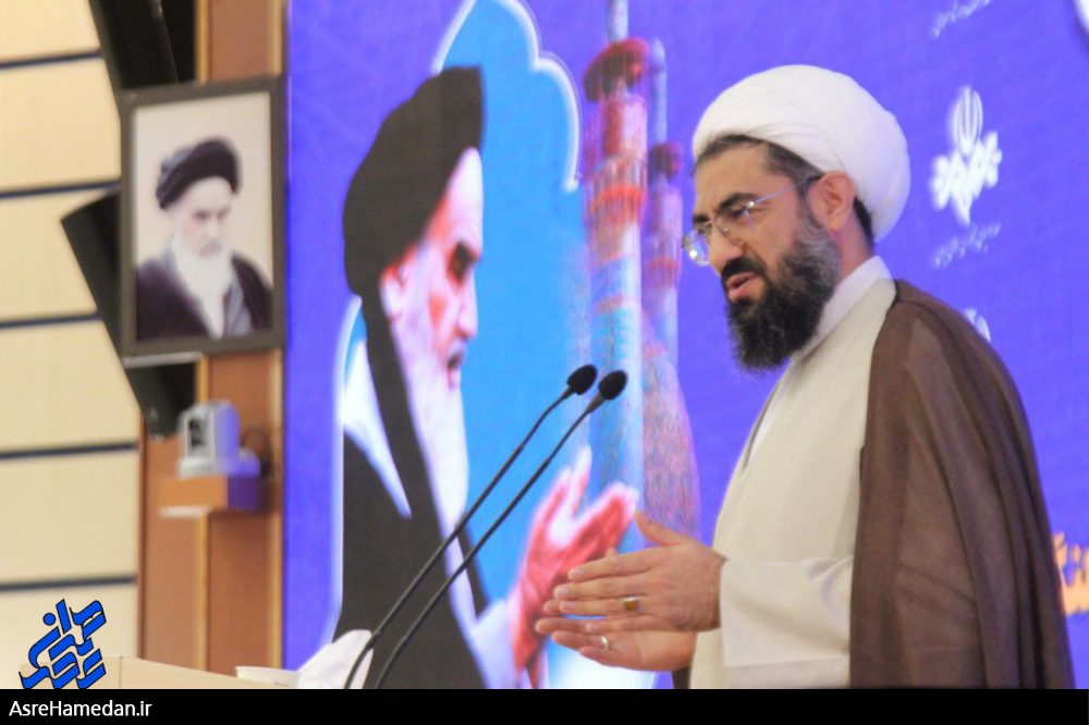برای جلوگیری از مهاجرت نخبگان، باید از آن‌ها حمایت کنیم