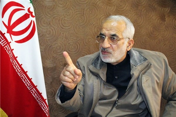قاچاق در فضای مجازی ضربه شدیدی به تولید داخلی میزند/قاچاقچیان در فضای مجازی به صورت چمدانی کالای قاچاق را وارد کشور میکنند