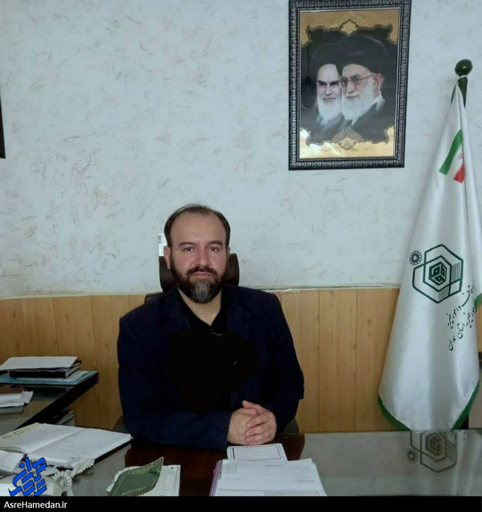 توزیع بسته های غذایی در قالب تبرکات فاطمی / گرامیداشت سالگرد شهادت شهید سلیمانی در مرقد مطهر امامزادگان نهاوند