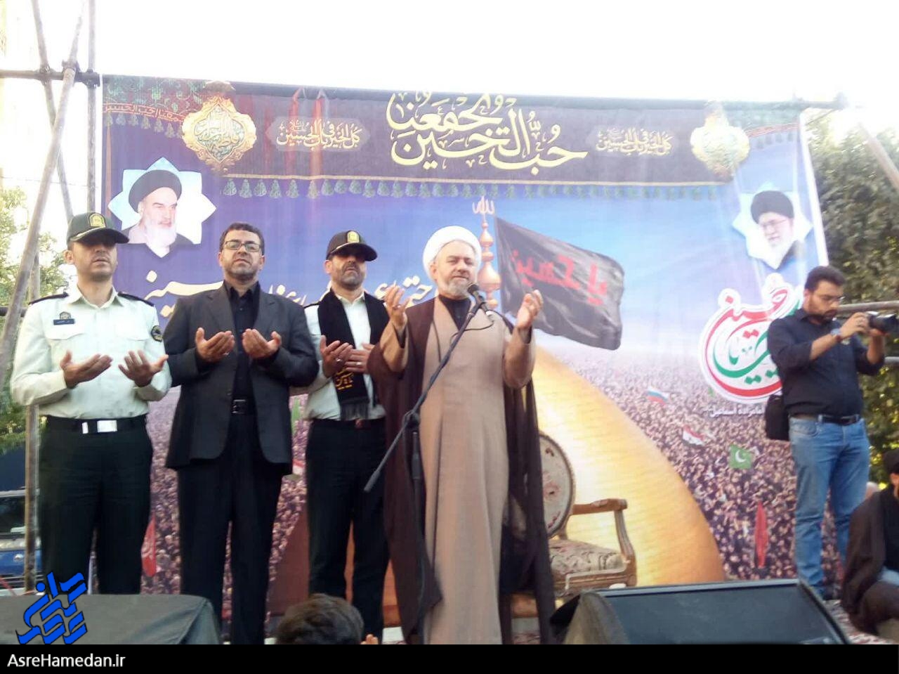 محرم نمایانگر اوج حزن اهل بیت(ع)/ برای تسکین قلب امام عصر(عج) در مراسم های عزاداری دعا کنید