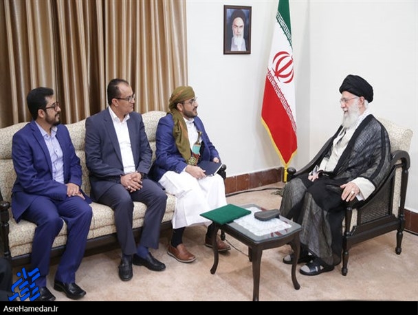 با قدرت در مقابل توطئه سعودیها و اماراتیها برای تجزیه یمن بایستید/ بدون شک پیروزی با ملت مظلوم و مجاهد یمن خواهد بود