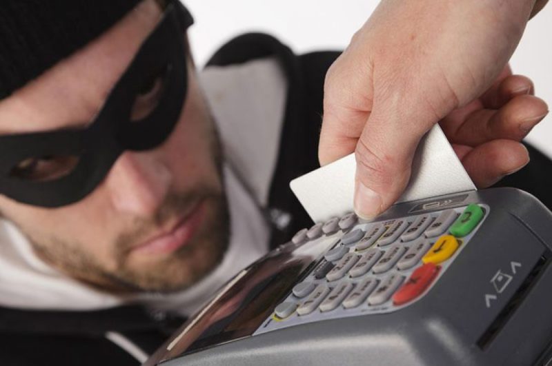 بانک‌ها مسئول سرقت از حساب بانکی افراد